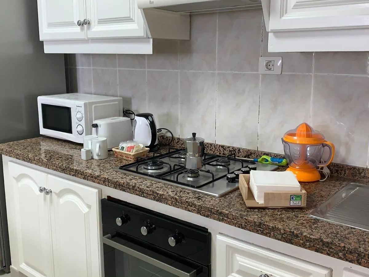 Luxury Rooms In Apartment Shared A Los Cristianos Playa Aire Conditioner Habitaciones Privada Stanza Arona  Homestay